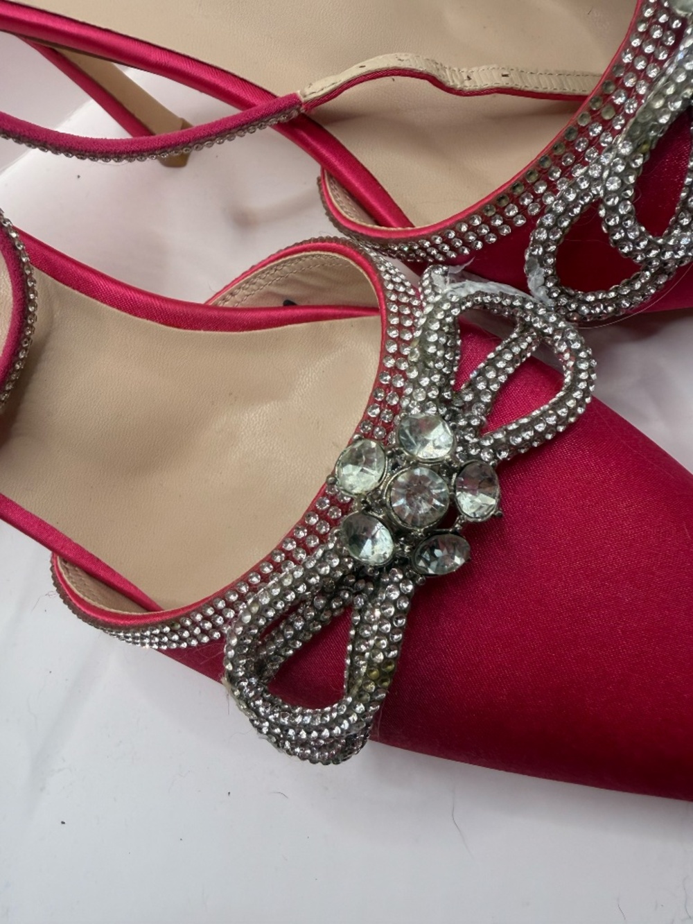 Hot Pink Rhinestone Bow Heels Size 10 Barbiecore Satin Pointed Toe Pumps - Picture 4 of 5